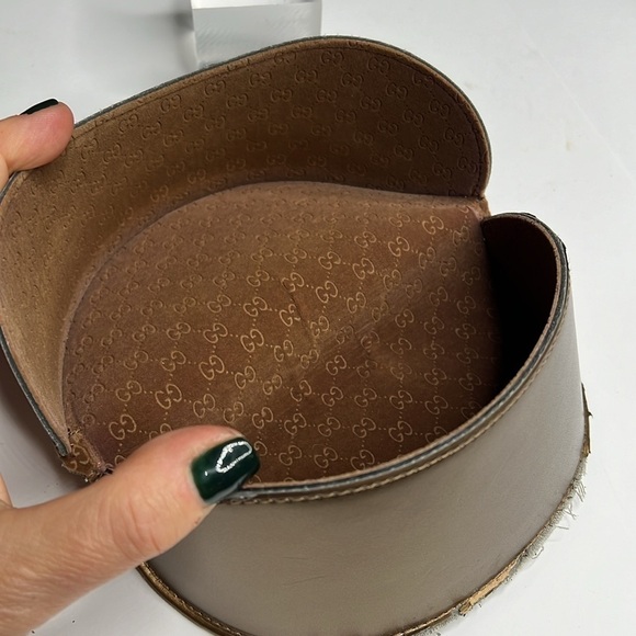 Gucci Large Aviator Sunglasses Case Clutch - Picture 8 of 9